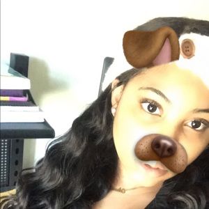 Meet your Posher, Olivia